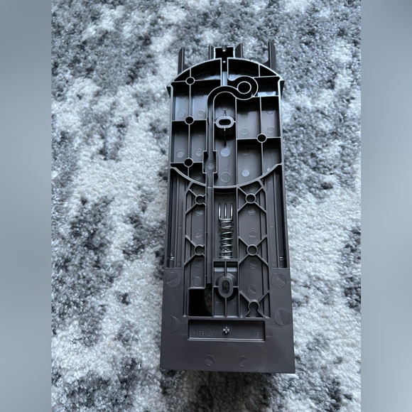 Dyson Charging Station - Picture 13 of 15